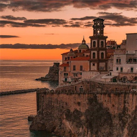 微信男生网名很酷独一无二 问世间谁能敌我.jpg